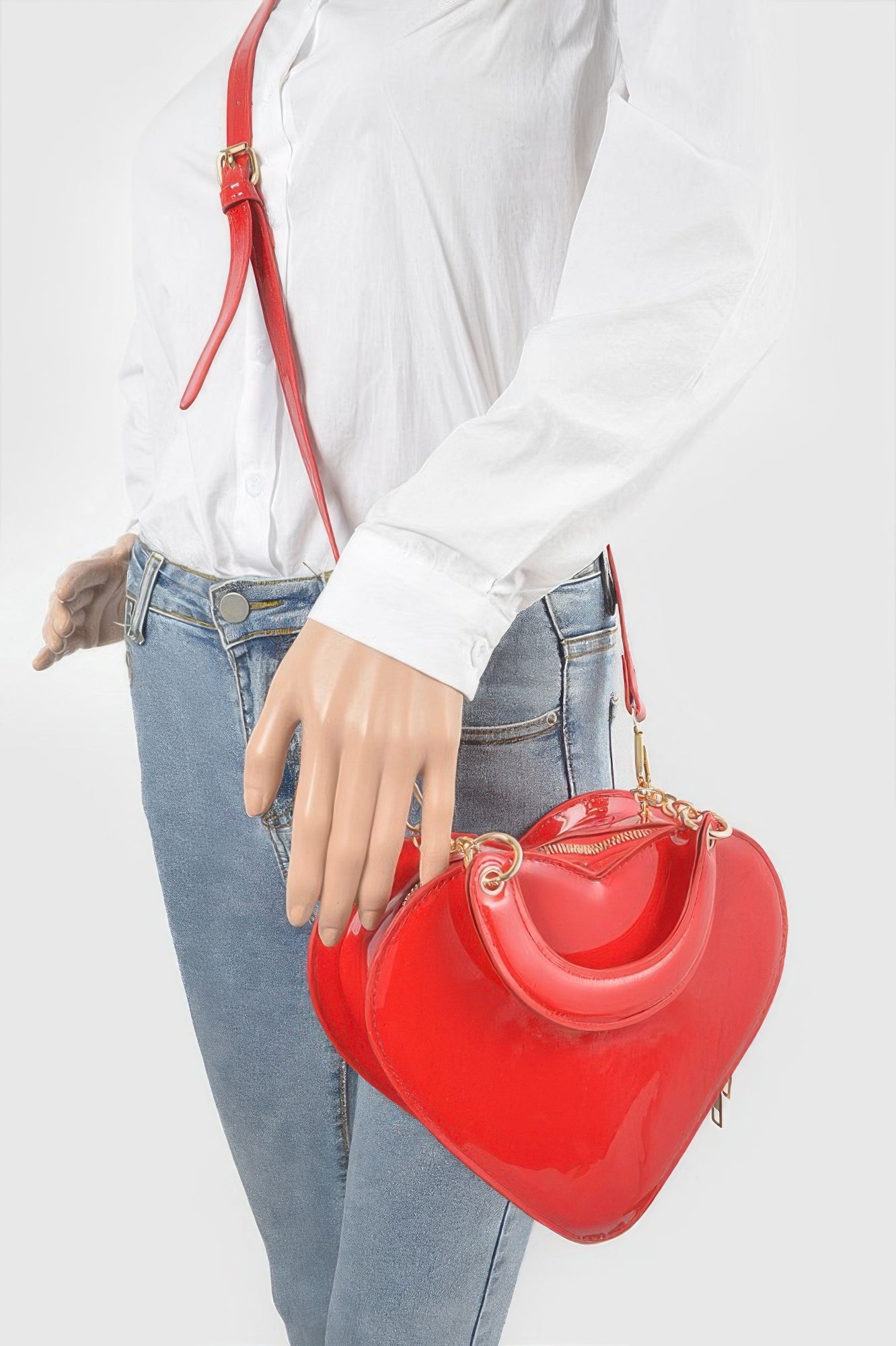 CC Diva Designs Enamal Heart Shape Crossbody Bag